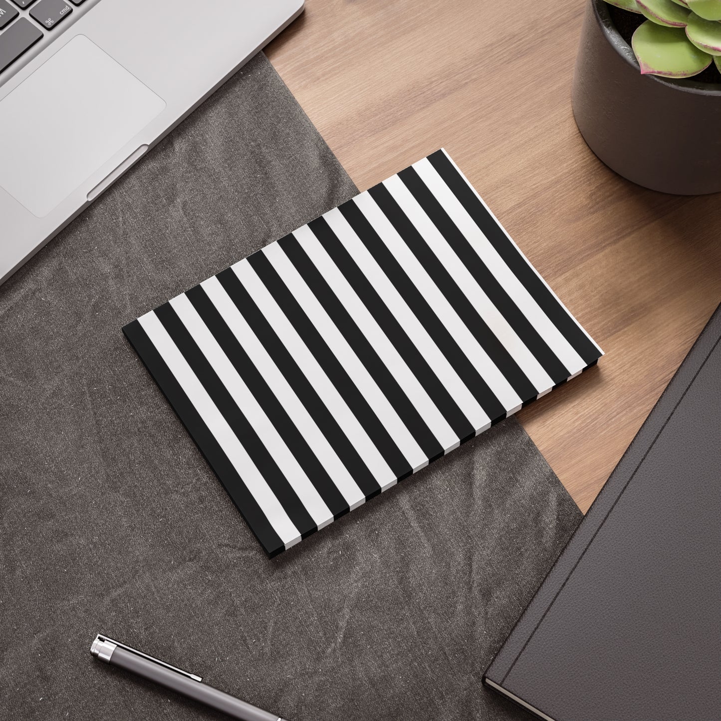 Black Stripe Sticky Notes (7 Sizes)